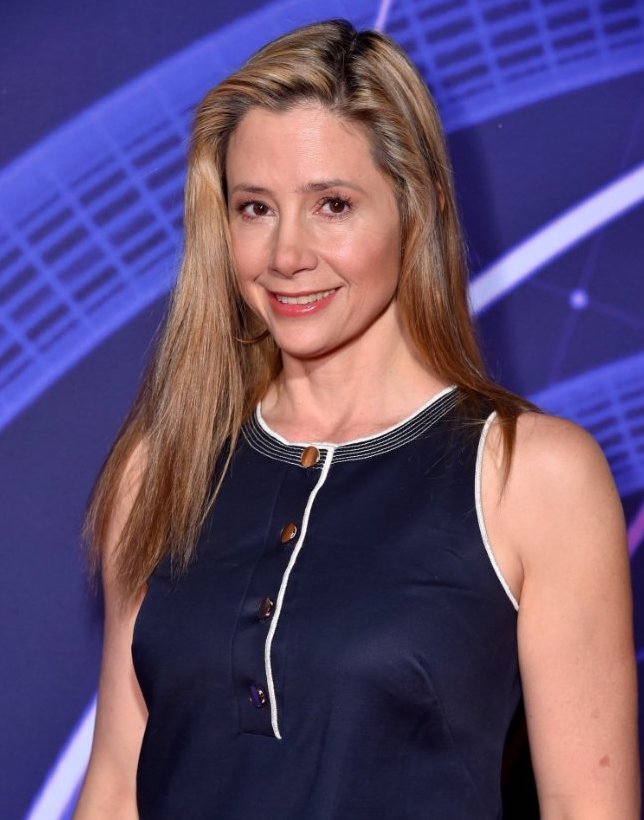 Mira Sorvino | Disney Wiki | FANDOM powered by Wikia