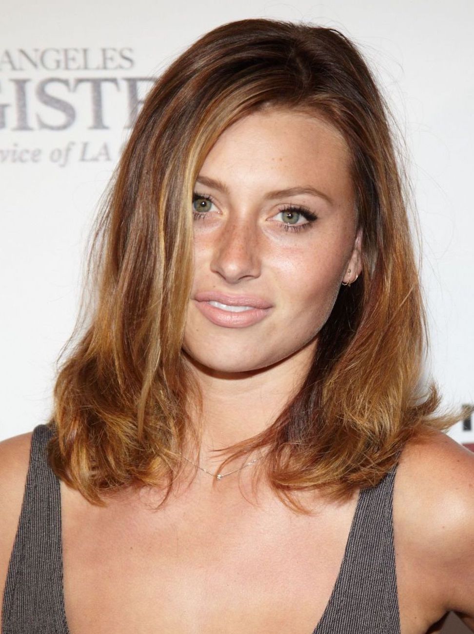 Nackt  Carrie Michalka Aly Michalka