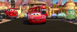 Cars2-disneyscreencaps.com-1003