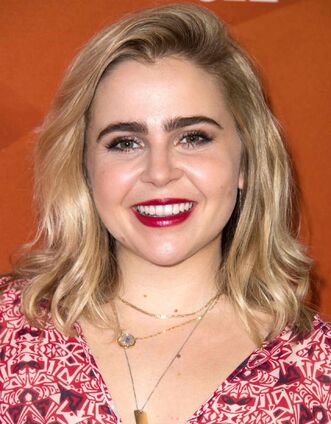 File:Mae Whitman.jpg