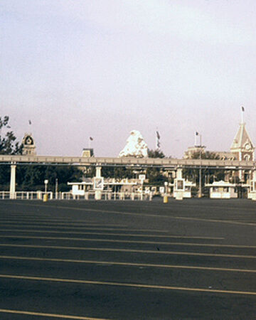 Disneyland Parking Lot Disney Wiki Fandom