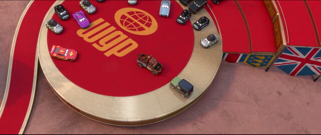 Tập tin:Cars2-disneyscreencaps.com-10735.jpg