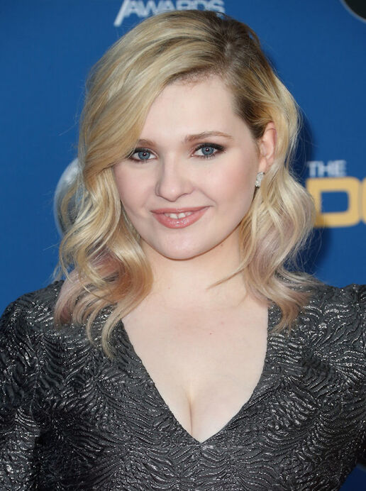 Abigail Breslin | Disney Wiki | FANDOM powered by Wikia