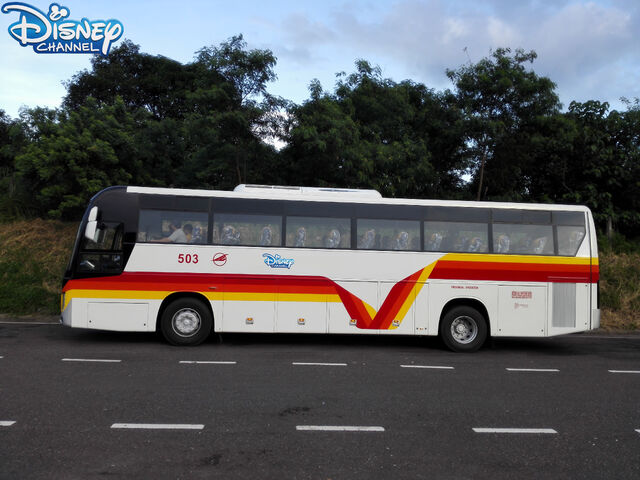 File:Disney Channel (VOLVO B7R 1).jpeg