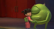 Boo-hug-mike-wazowski-monster-inc-Favim.com-140539-1-
