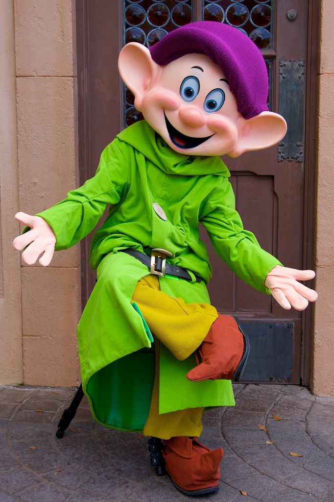 Dopey Disney Parks Wiki Fandom 