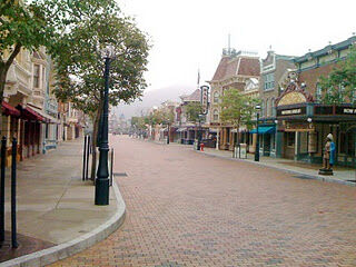 Main Street U S A Hong Kong Disneyland Disney Parks Wiki