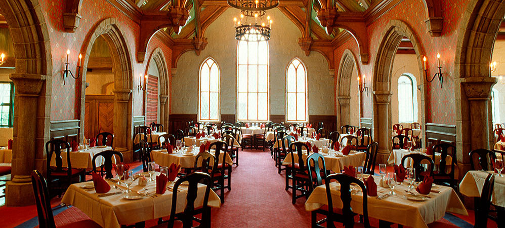 Akershus Royal Banquet Hall Disney Parks Wiki Fandom