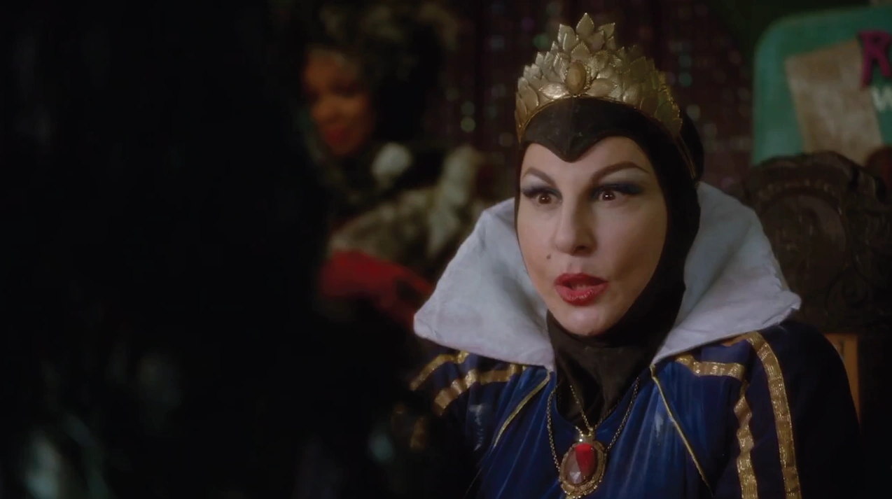 Evil Queen (Descendants) Wickedpedia FANDOM powered by Wikia