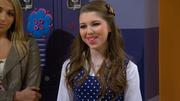 Th 555780660 CarolineSunshineSammiHanratty ShakeItUpS03E1613 122 368lo