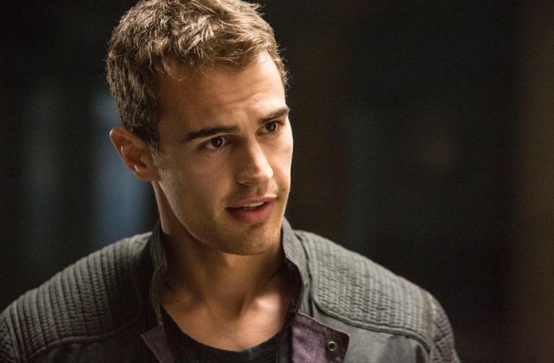 Image Tobias Divergente Promo 6.jpeg Wiki Divergent FANDOM