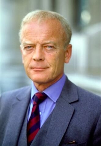 Archivo:Michael Byrne.jpg