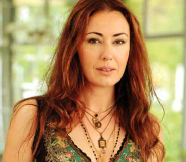 Гекче янардаг. Гёкче Янардаг. Турецкая актриса Гекче Янардаг. Гёкче Янардаг фильмография