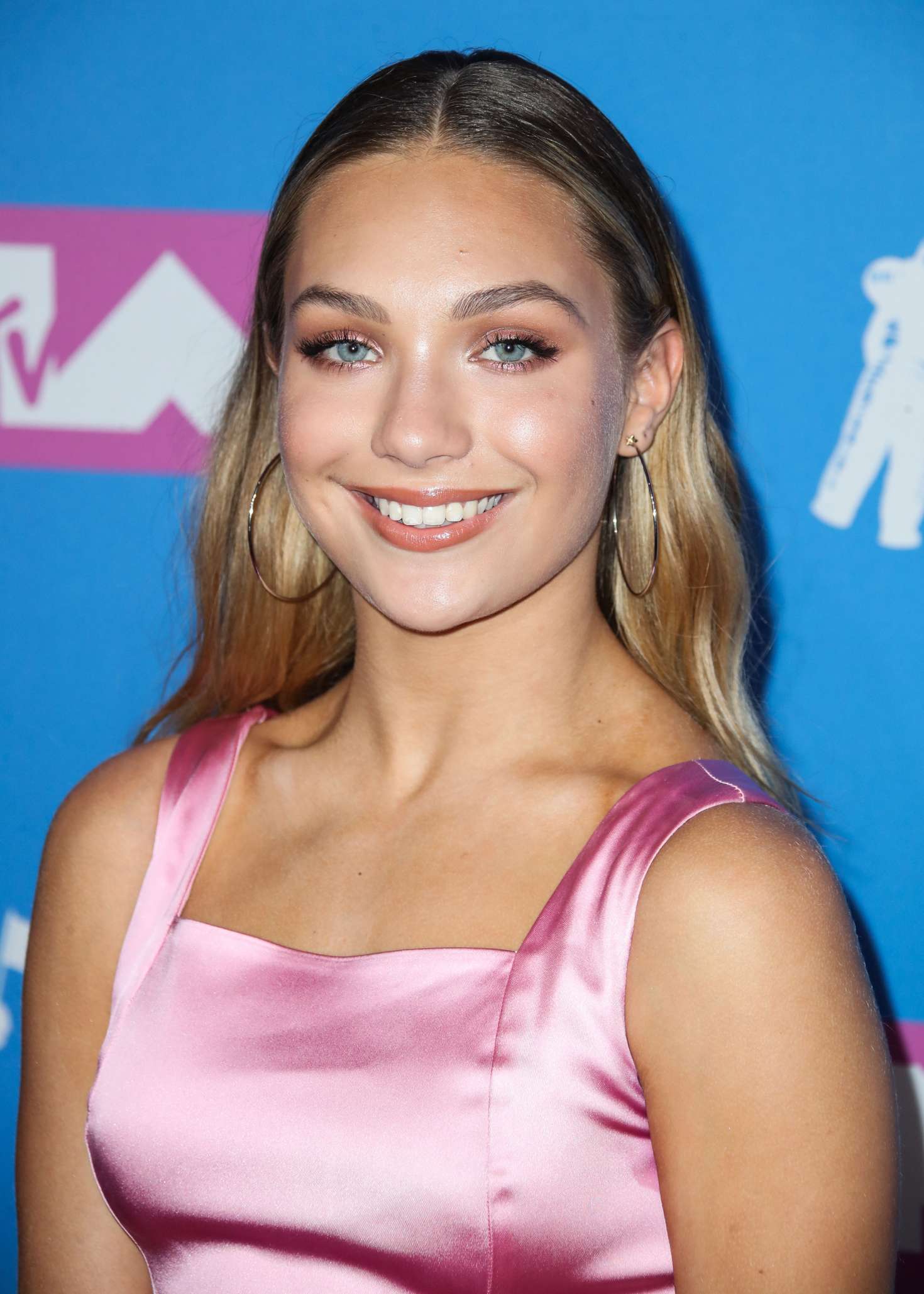 New Maddie Ziegler Photo Shoot 