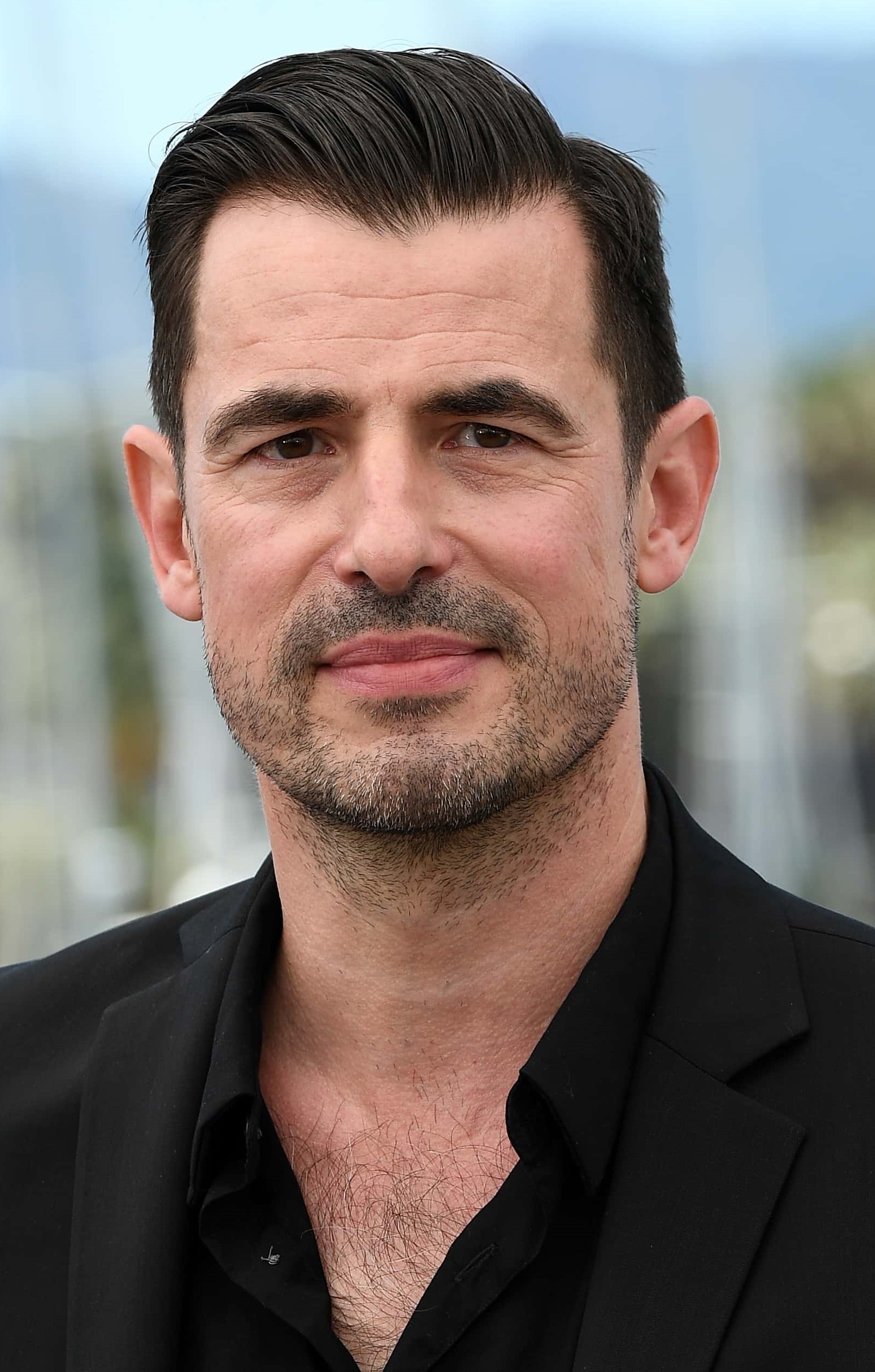 Claes Bang Doblaje Wiki Fandom