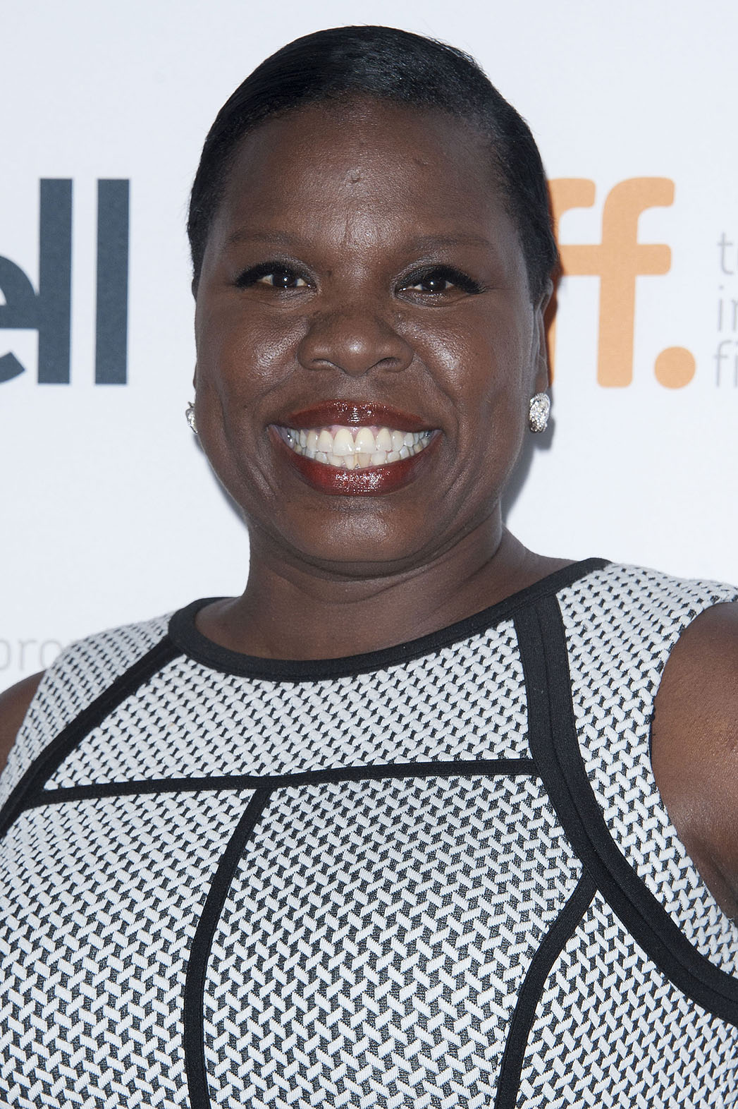 Leslie Jones Leslie Jones | Doblaje Wiki | Fandom