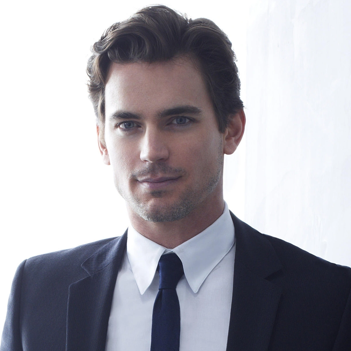 Cuello blanco | Doblaje Wiki | FANDOM powered by Wikia