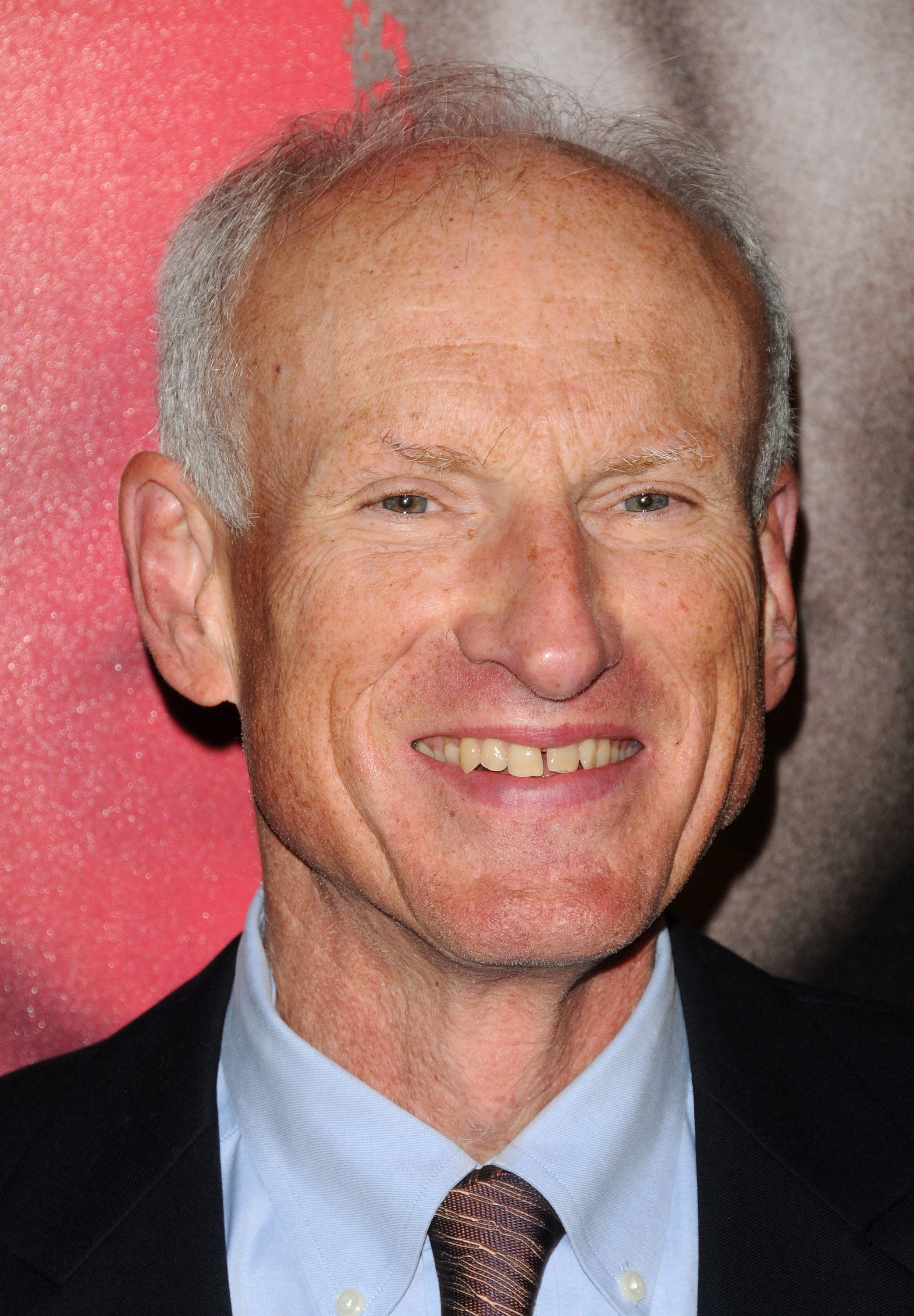 James Rebhorn | Doblaje Wiki | FANDOM powered by Wikia