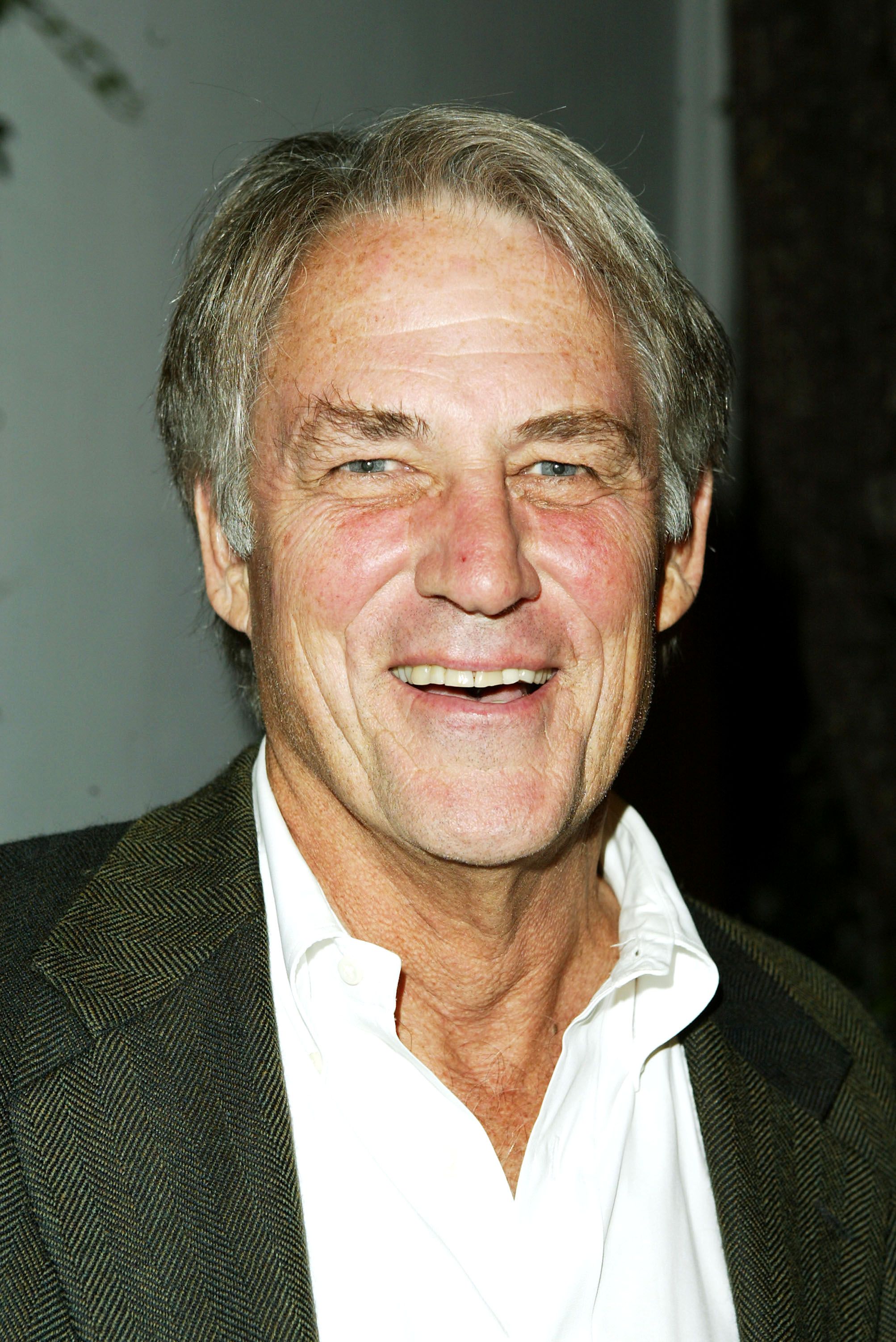 Джевисон бенете. Л. John bennett (actor). Ронни беннетт. Дж беннет.