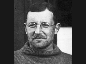 Alexander Macklin
