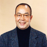 富田耕生