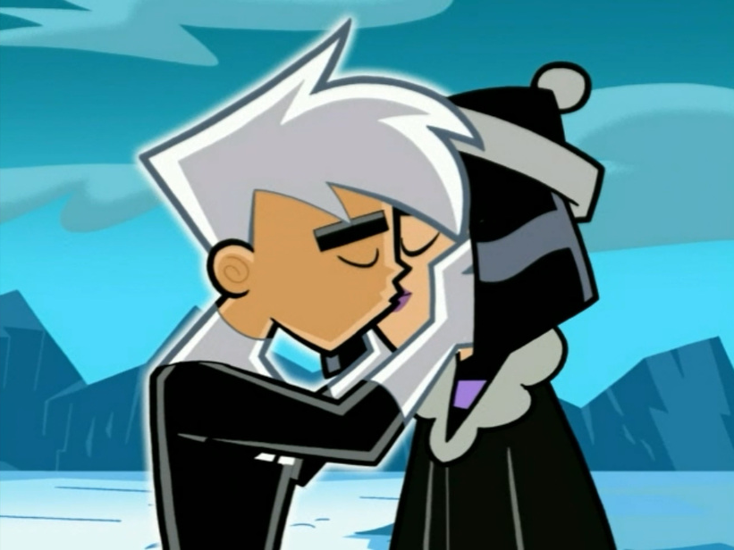 Image S03m04 Danny Kisses Sam Backpng Danny Phantom Wiki Fandom Powered By Wikia 