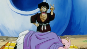 Mr. Satan fa la foto con Majin-Bu