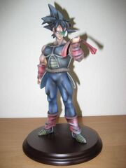 bardock and gine statue