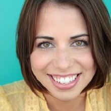 Laura Bailey Dragon Ball Wiki Fandom