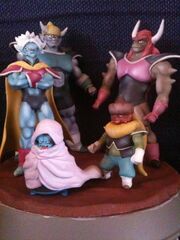 GJ crew statue a