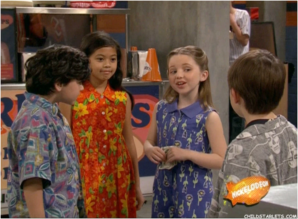 Image Foam Finger 47.jpg Drake and Josh Wiki FANDOM powered by Wikia