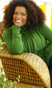 Yvette-Nicole-Brown-02-1-