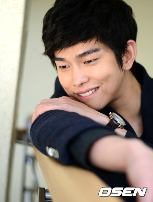 Imagen Yoon Kyun Sang13.jpg Wiki Drama FANDOM powered by Wikia Imagen Yoon Kyun Sang13.jpg Wiki Drama FANDOM powered by Wikia