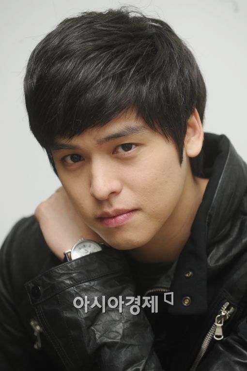 Imagen Lee Jang Woo12.jpg Wiki Drama FANDOM powered by Wikia