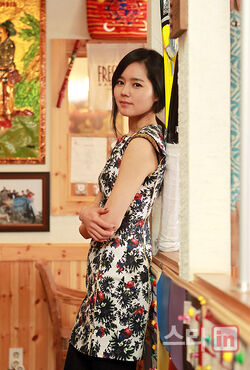 Han Ga In28