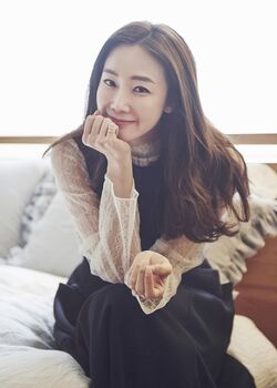 Choi Ji Woo32