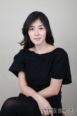 Min Young (1982)-2