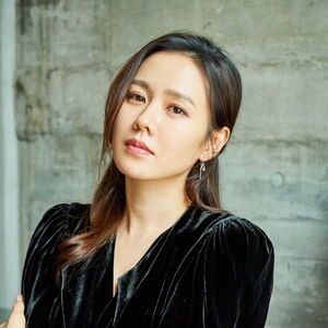 Son Ye-Jin-DorasianBi-Pics- Son Ye-Jin-DorasianBi-Pics-