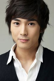 ChoiWooHyuk 180px
