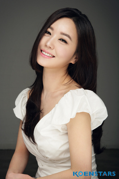 Kang ye bin. Ye bin Lee.