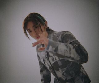 2003417b0