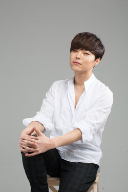 Park Si Hwan20
