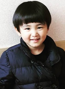 Yoo Joo Won000