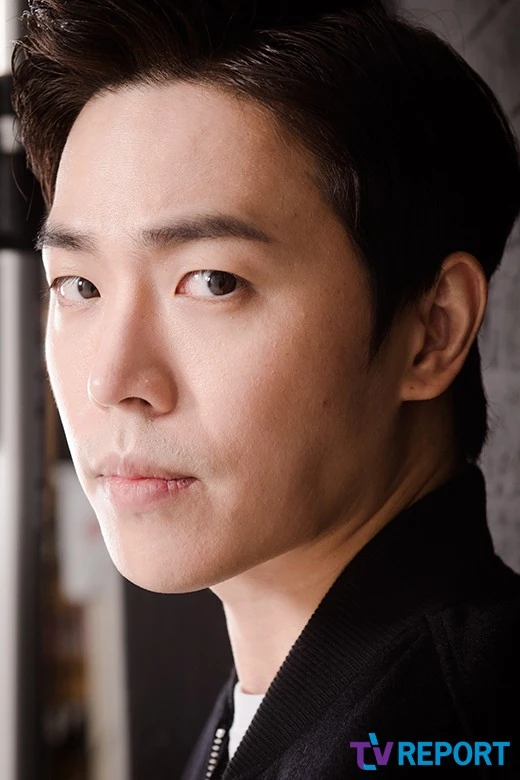 Imagen Lee Dong Ha10.jpg Wiki Drama FANDOM powered by Wikia