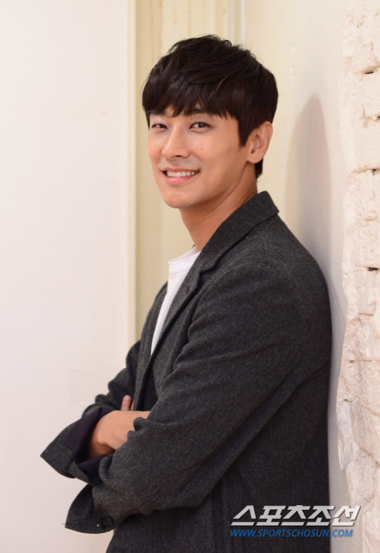 Joo Ji Hoon Wiki Drama FANDOM powered by Wikia Joo Ji Hoon Wiki Drama FANDOM powered by Wikia