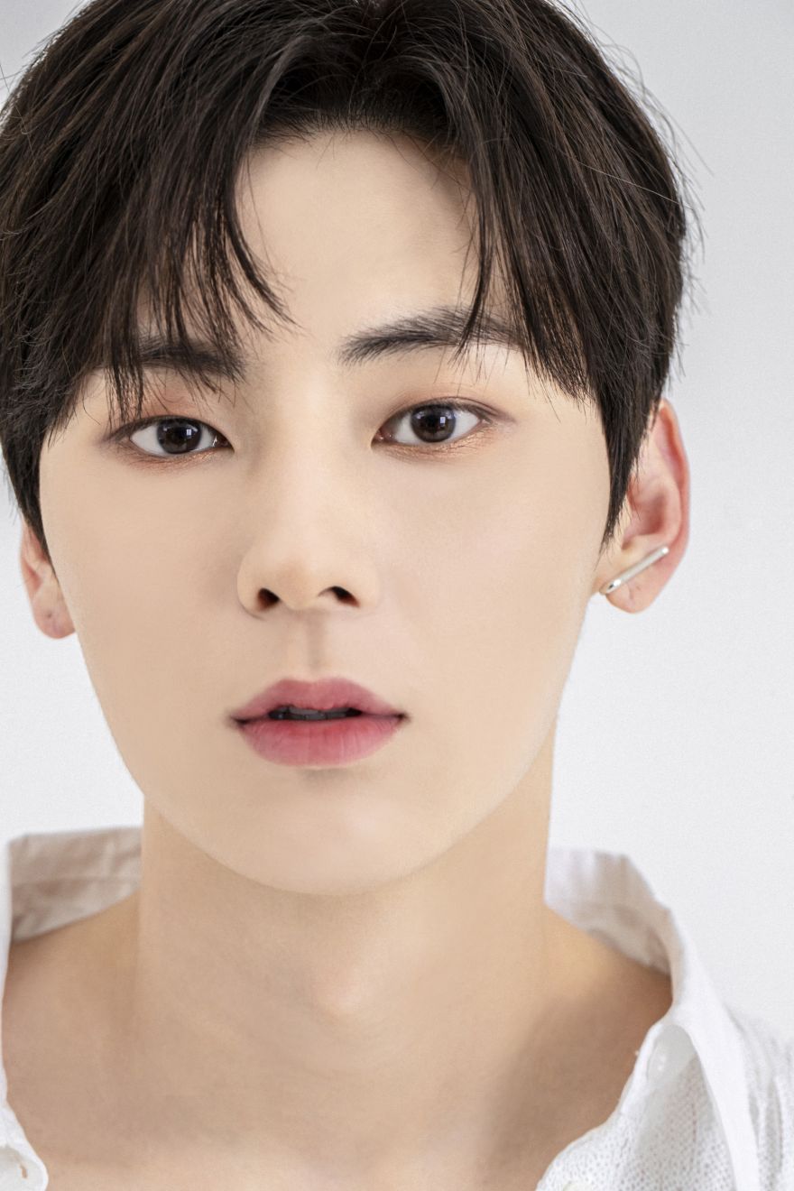 Минхен. Хван Минхён. Nuest Хван Минхён. Хван Минхён wanna one. Nu'est Minhyun.