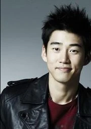 YoonKyeSang 180px