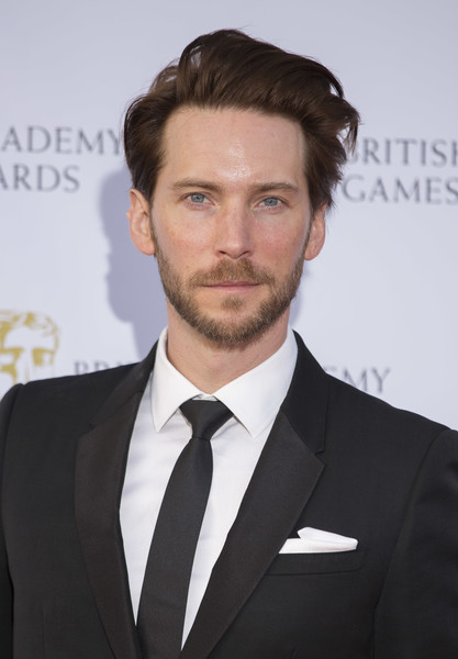 troy baker dubbing wikia fandom troy baker dubbing wikia fandom