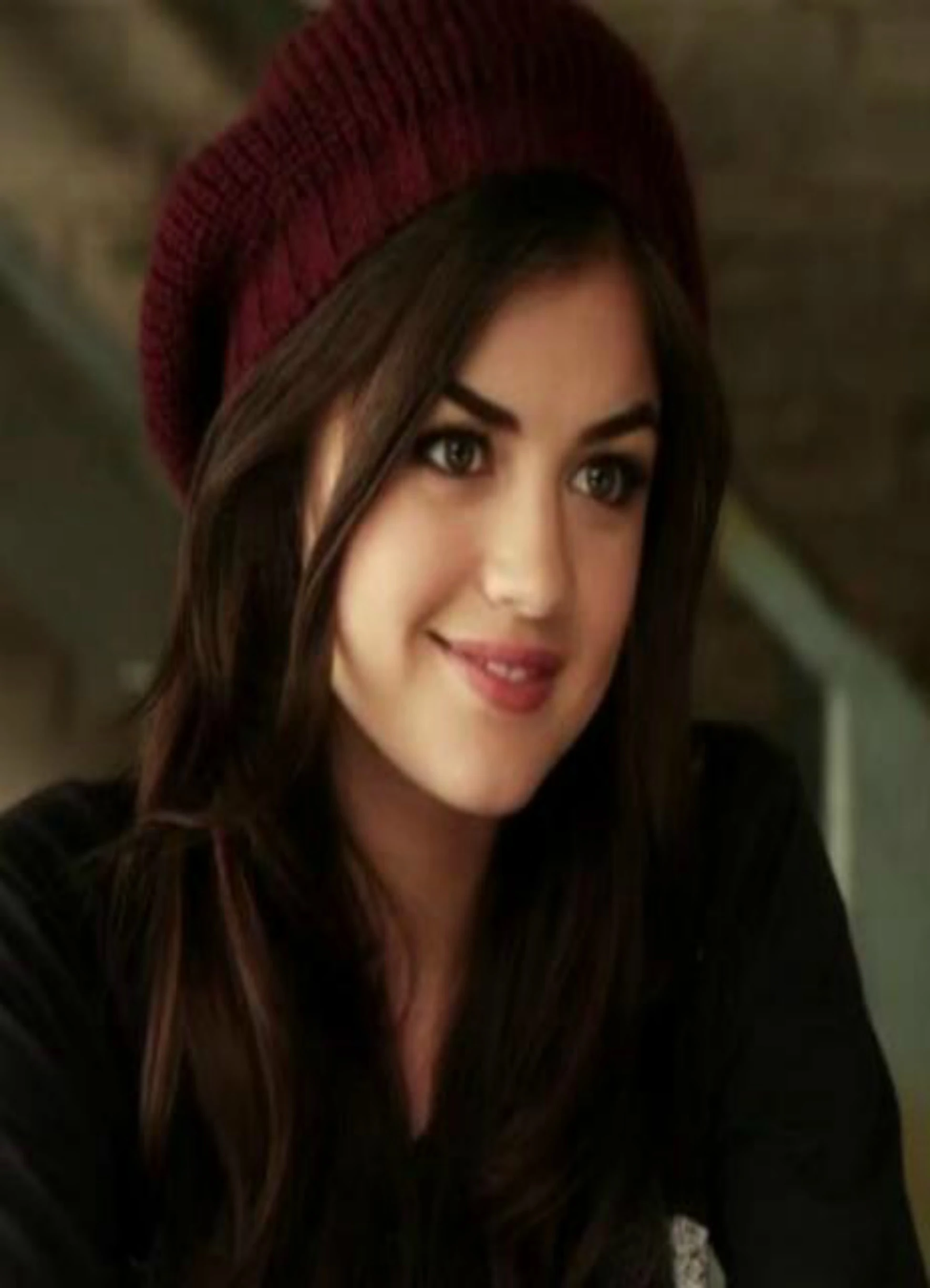 Image 640pxAriaariamontgomeryprettylittleliars30085822756558.jpg Dumbledore