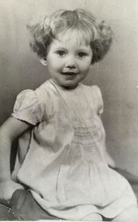 Sian Phillips child
